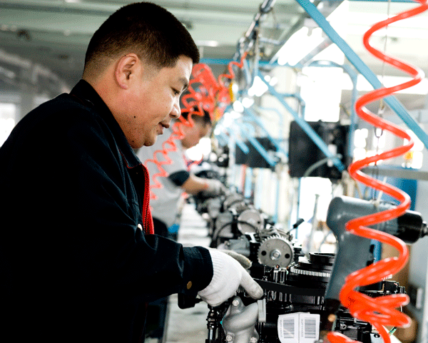 Skilled workers and experienced engineers of Parsun